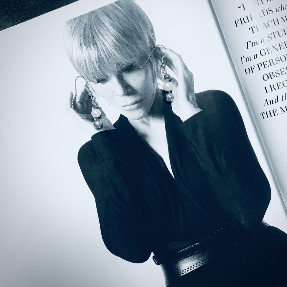 🆕Classy•Chic Silver Hypoallergenic Pearly Beaded Dangles Earrings 4_Pierced👂🏻